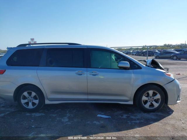 5TDKZ3DC2LS071707 Toyota SIENNA LE