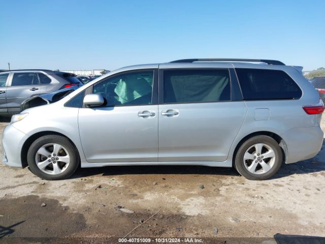5TDKZ3DC2LS071707 Toyota SIENNA LE