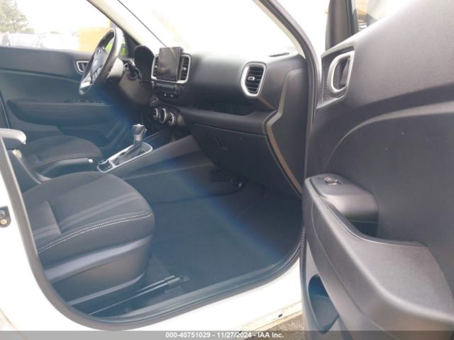 KMHRC8A36MU083935 Hyundai Venue Sel