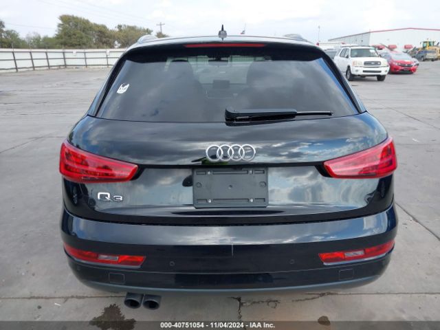 WA1BCCFS4JR009883 Audi Q3 2.0t Premium/2.0t Sport Premium