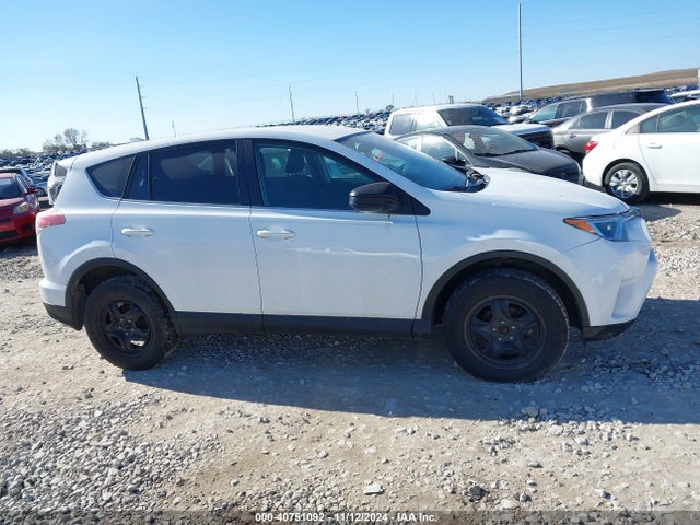 Toyota RAV4 LE 2018 2T3BFREV9JW711158 Image 13