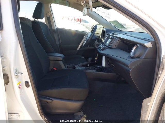 Toyota RAV4 LE 2018 2T3BFREV9JW711158 Image 5