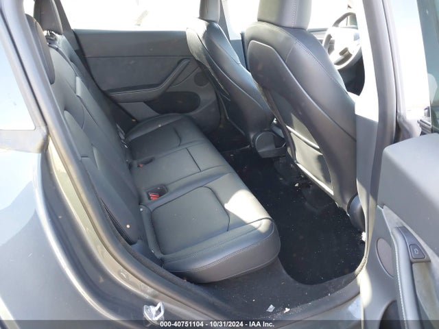 2023 TESLA MODEL Y 7SAYGDEE5PA106501 Photo 7