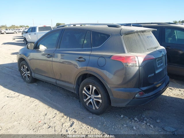 Toyota RAV4 LE 2017 JTMZFREVXHJ131411 Image 3