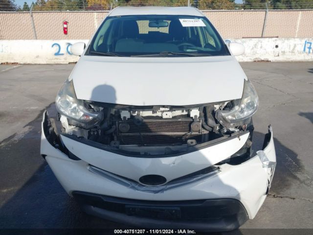 JTDZN3EU1FJ016586 Toyota PRIUS V