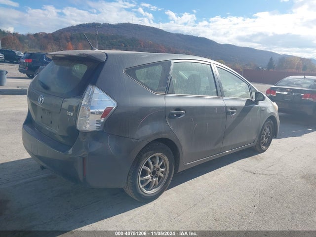 Toyota Prius V Two 2014 JTDZN3EU8E3320226 Image 4