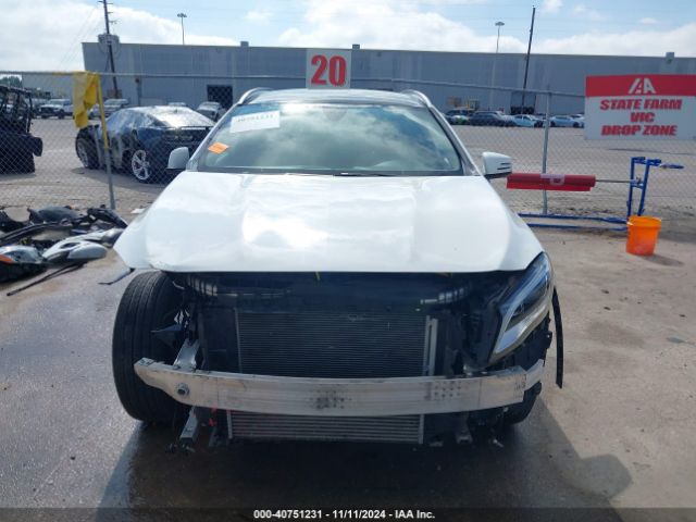 WDCTG4GB8LU028806 Mercedes-Benz Gla 250 4matic