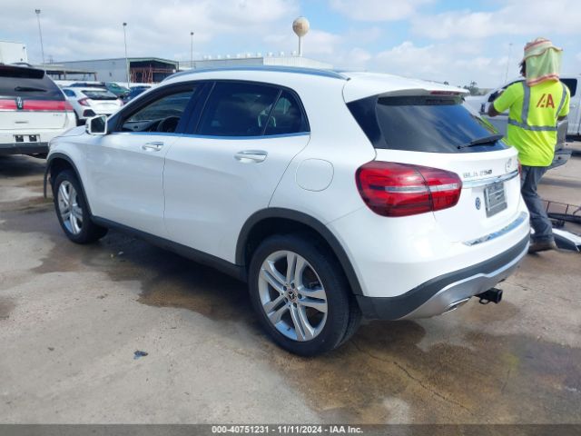 WDCTG4GB8LU028806 Mercedes-Benz Gla 250 4matic