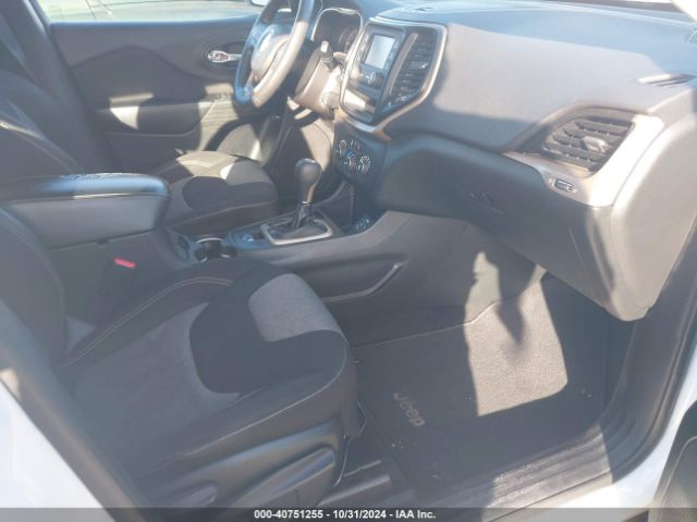 1C4PJLAB2EW155828 Jeep Cherokee Sport
