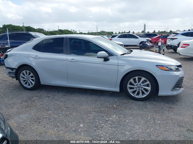 4T1C11AK0NU072215 Toyota CAMRY LE