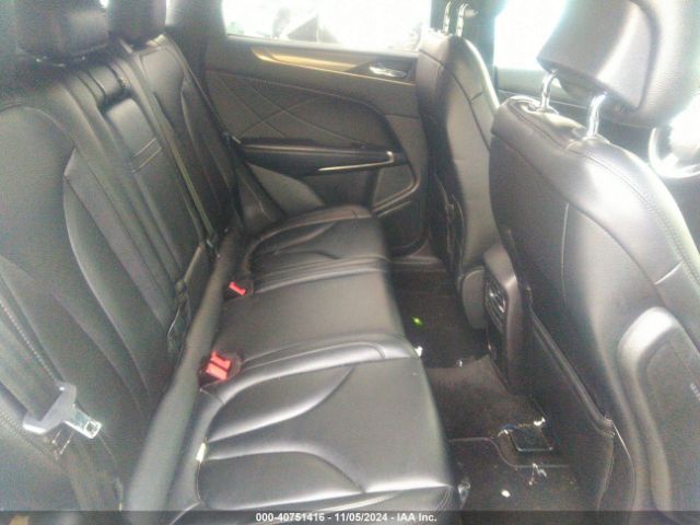 5LMCJ1C98GUJ19727 Lincoln Mkc Premier