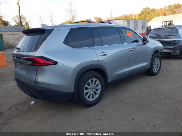Toyota Grand Highlander Xle 2024 5TDAAAB52RS028196 Image 4