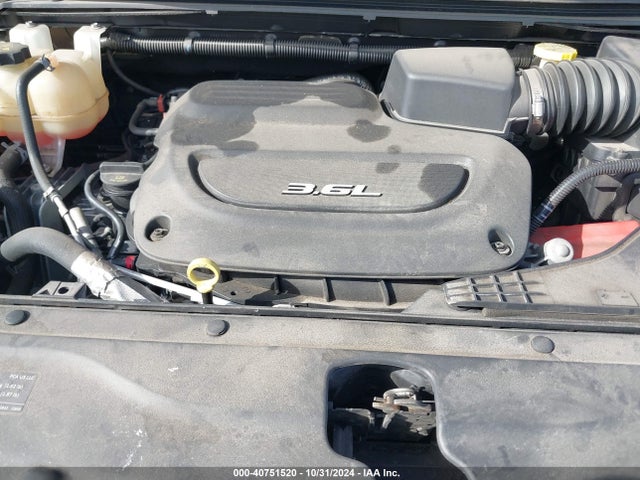 2C4RC1DG5HR663836 Chrysler Pacifica Touring