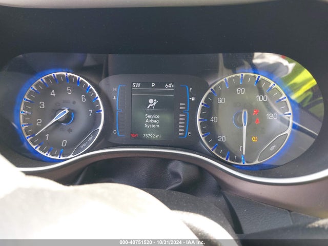 2C4RC1DG5HR663836 Chrysler Pacifica Touring