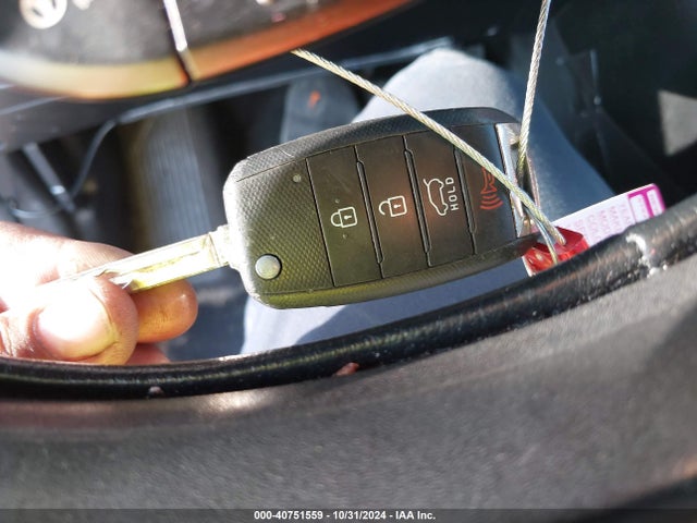 KIA Soul 2015 KNDJN2A29F7757013 Image 11