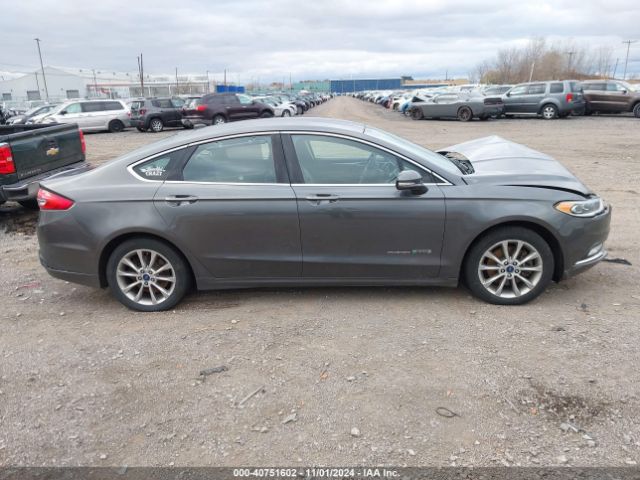 3FA6P0PUXHR138824 Ford Fusion Energi Se Luxury