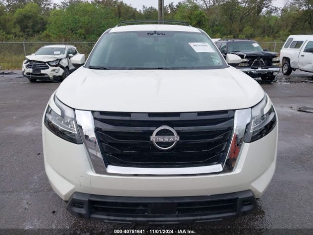 5N1DR3BA2NC255300 Nissan Pathfinder Sv 2wd