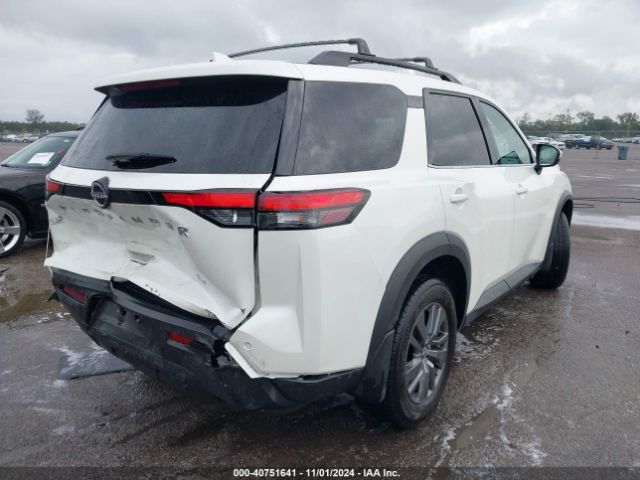 5N1DR3BA2NC255300 Nissan Pathfinder Sv 2wd