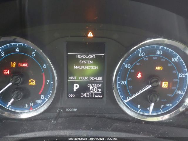 2T1BURHEXJC093831 Toyota COROLLA LE