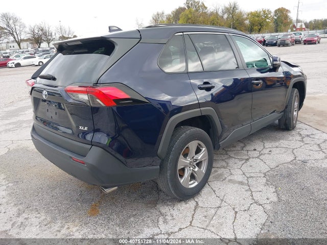 40751728 :رقم المزاد ، 2T3W1RFV6PW272671 vin ، 2023 Toyota Rav4 Xle مزاد بيع