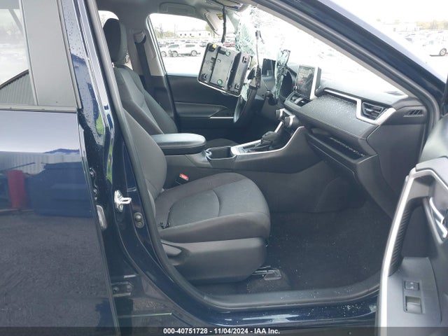 40751728 :رقم المزاد ، 2T3W1RFV6PW272671 vin ، 2023 Toyota Rav4 Xle مزاد بيع