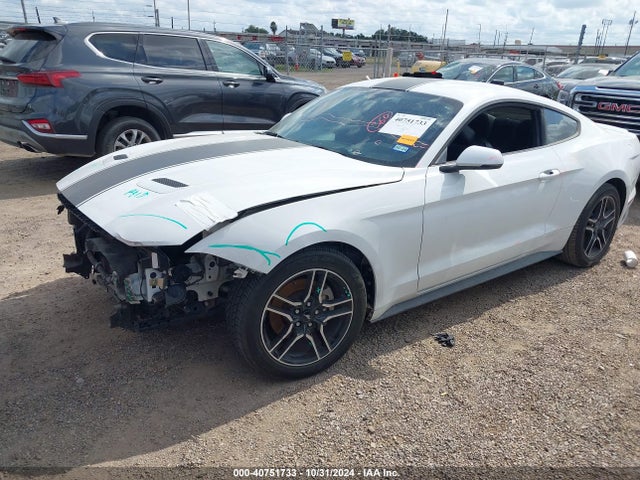 Ford Mustang Ecoboost Premium 2020 1FA6P8TH9L5111651 Image 2