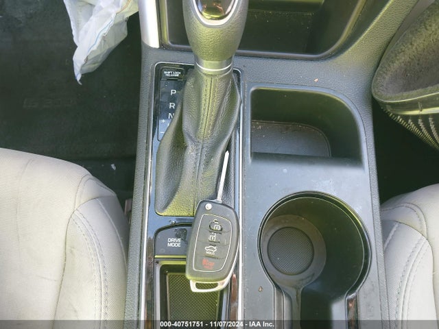 Hyundai SONATA SE 2017 5NPE24AF8HH578517 Image 11
