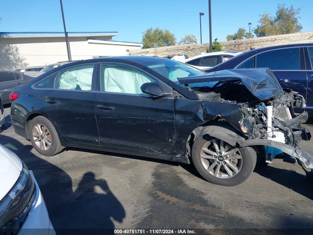 Hyundai SONATA SE 2017 5NPE24AF8HH578517 Image 14