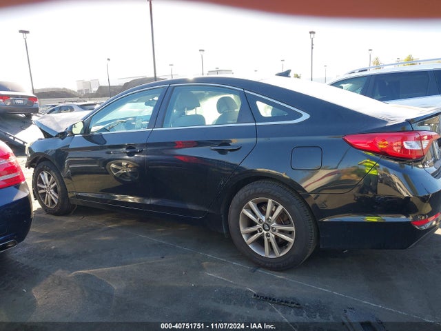 Hyundai SONATA SE 2017 5NPE24AF8HH578517 Image 15