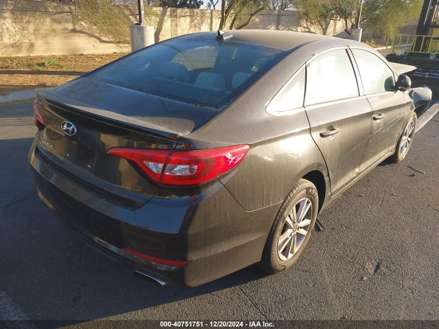 Hyundai SONATA SE 2017 5NPE24AF8HH578517 Image 4