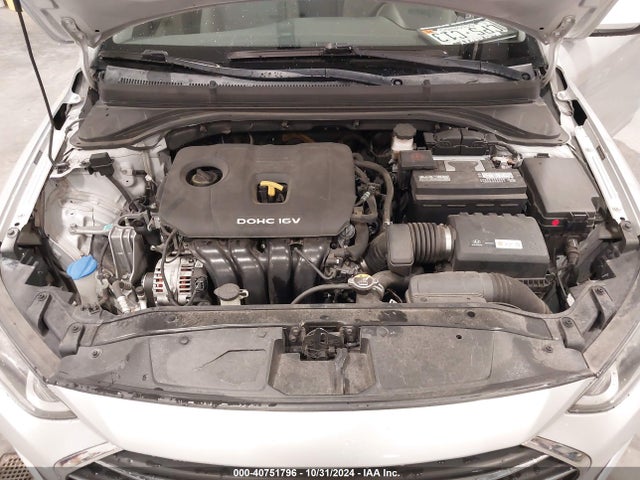 Hyundai ELANTRA SE 2017 5NPD84LF7HH114805 Image 10