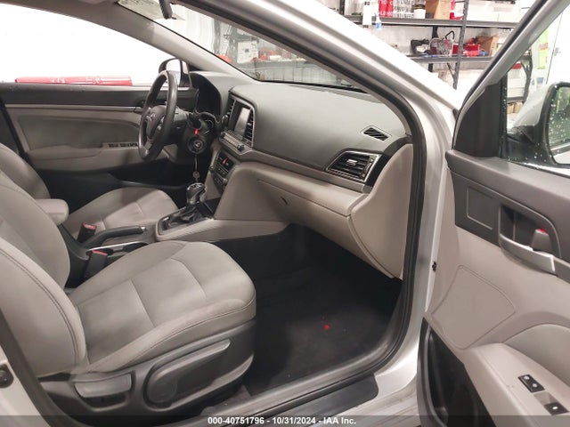 Hyundai ELANTRA SE 2017 5NPD84LF7HH114805 Image 5