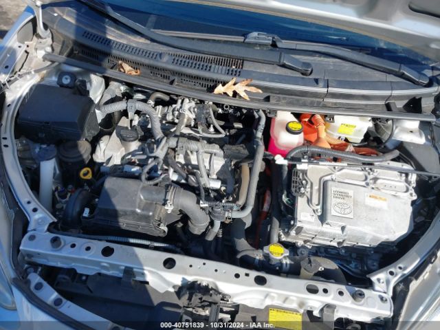 JTDKDTB38F1585144 Toyota Prius C One