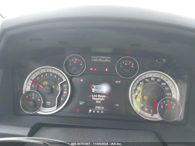 3C6JR6AT8KG686767 RAM 1500 Classic Express  4x2 6'4 Box