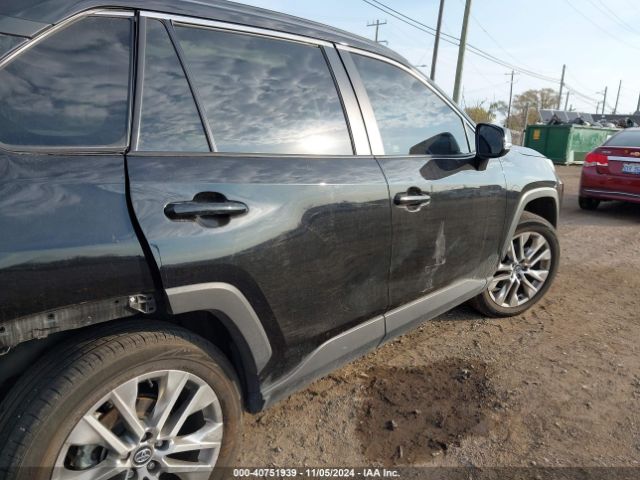 2T3A1RFV7MC155429 Toyota Rav4 Xle Premium