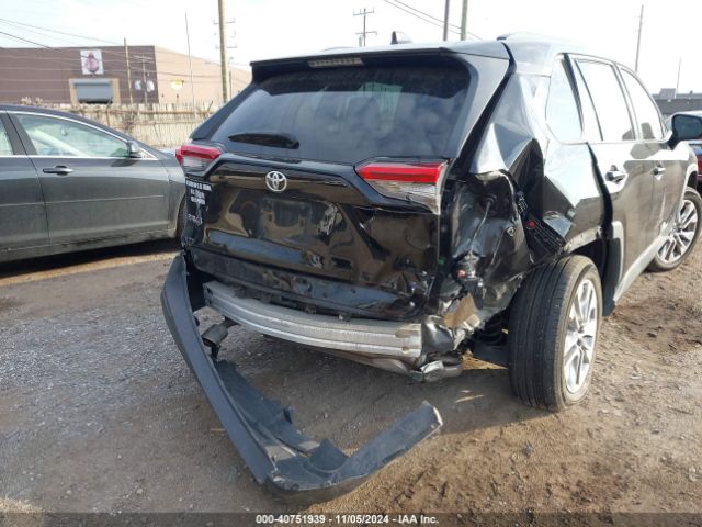 2T3A1RFV7MC155429 Toyota Rav4 Xle Premium