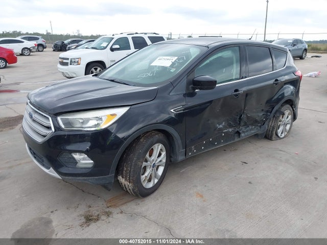 Ford ESCAPE SE 2019 1FMCU0GD3KUB95061 Image 2