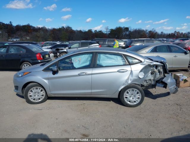 3FADP4AJ4FM110945 Ford FIESTA S