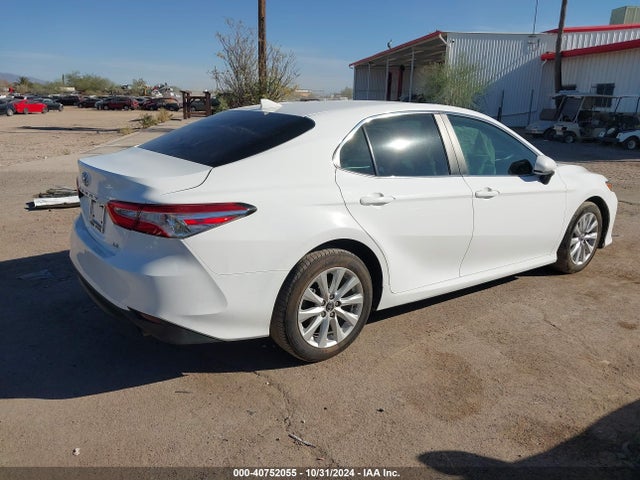 Toyota CAMRY LE 2019 4T1B11HK4KU189096 Image 4