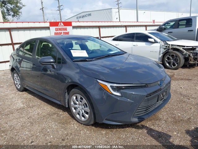 Toyota Corolla Hybrid Le 2023 JTDBCMFE2P3022925 Image 1