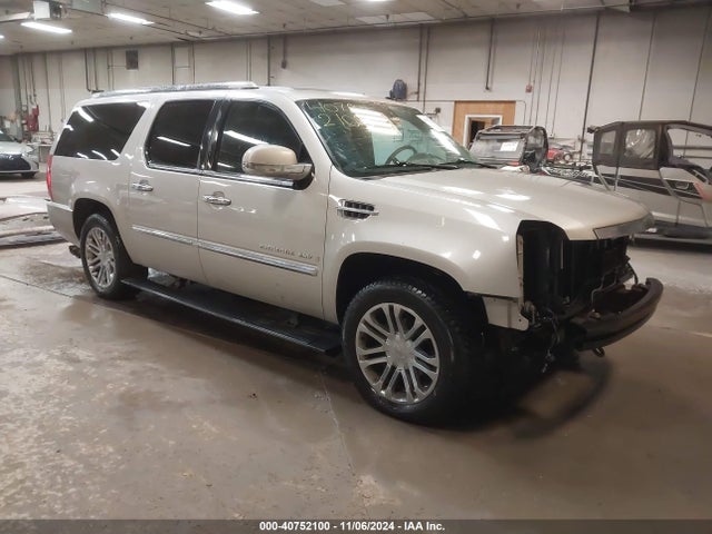 2008 CADILLAC ESCALADE ESV 1GYFC66868R223467 Photo 0