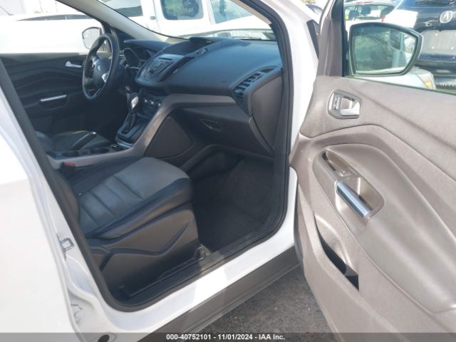 1FMCU0G91FUC65044 Ford ESCAPE SE