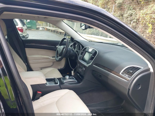 2C3CCAEG7GH342555 Chrysler 300C