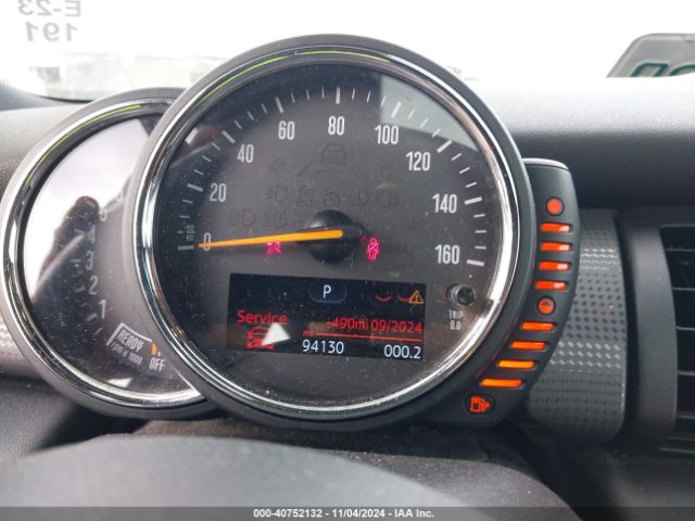 WMWXP5C3XH2G61175 Mini Hardtop Cooper