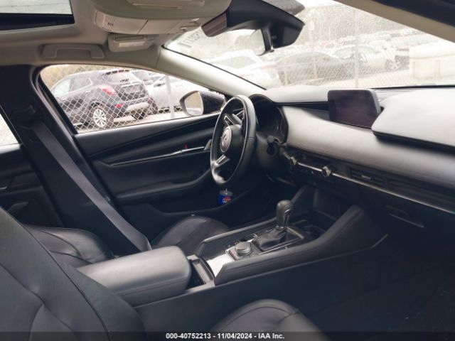 3MZBPAEM2KM103245 Mazda Mazda3 Premium Package