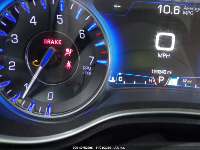 Chrysler 300C 2015 2C3CCAEGXFH803004 Image 15
