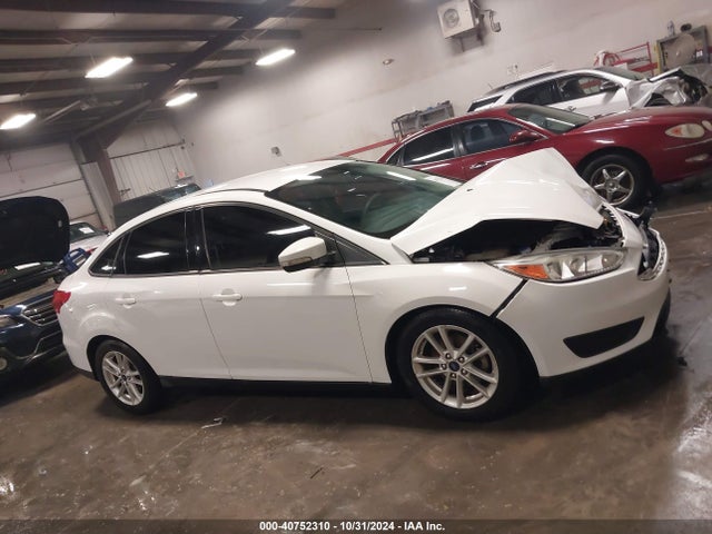 Ford FOCUS SE 2016 1FADP3F21GL284101 Image 14