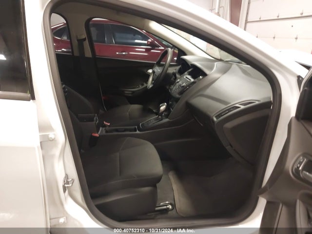 Ford FOCUS SE 2016 1FADP3F21GL284101 Image 5