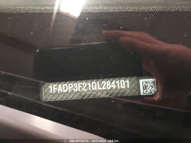 Ford FOCUS SE 2016 1FADP3F21GL284101 Image 9