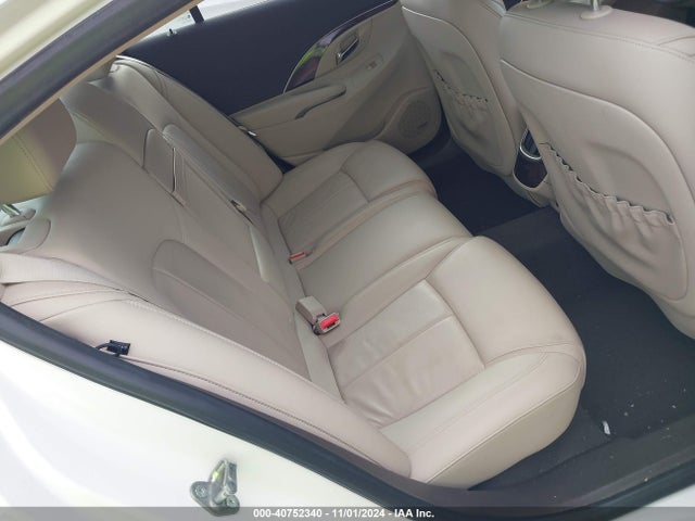 Buick Lacrosse Leather Group 2014 1G4GB5GR4EF235995 Image 8